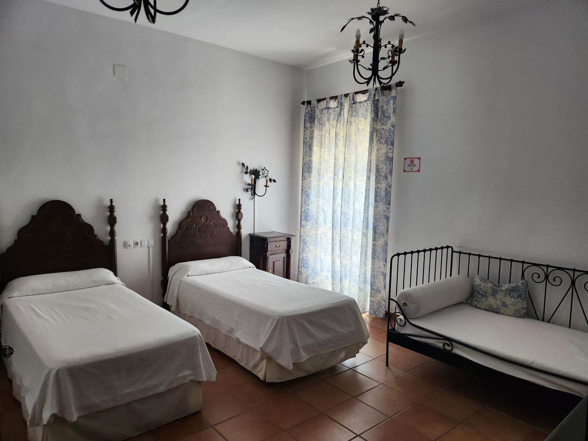 Hostal Hacienda Olontigi Aznalcázar Exterior foto